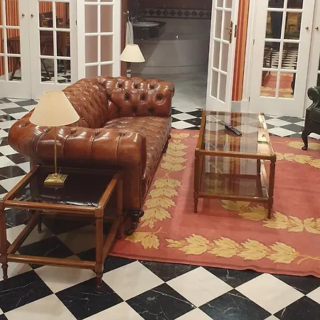 Ateneo 4* Севилья
