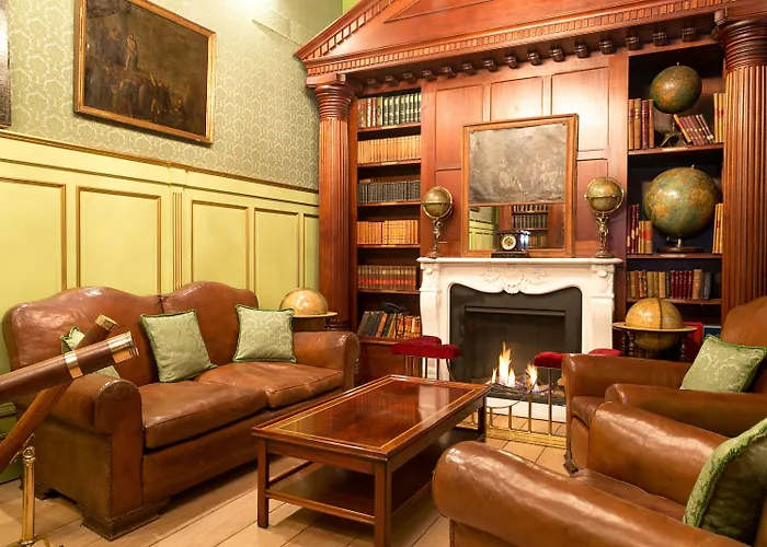 アテネオ セビージャ 4* セビリア